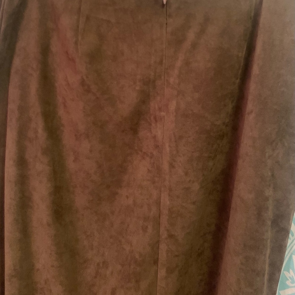 Skirt & jacket - Picture 9 of 16